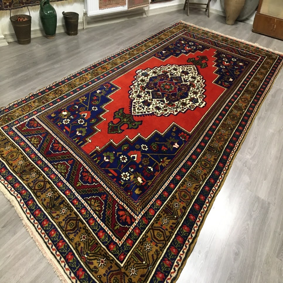 Standard Size Rug
