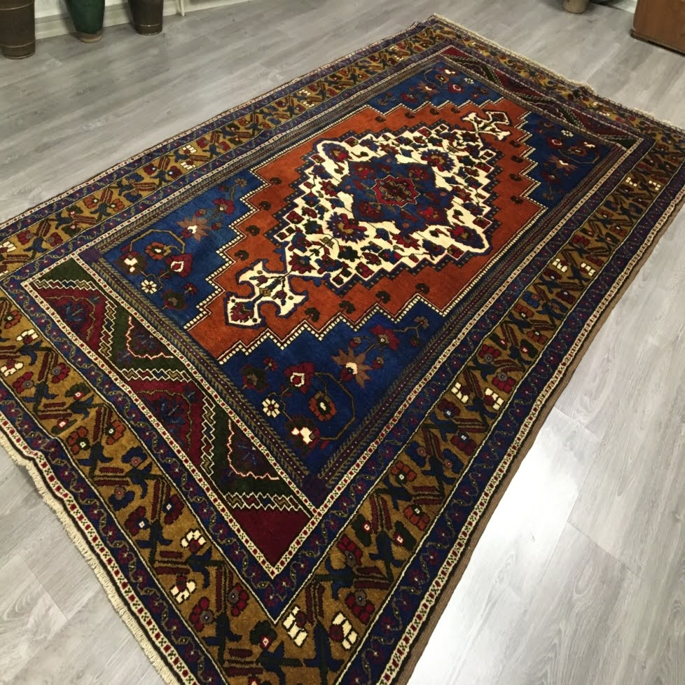Standard Size Rug