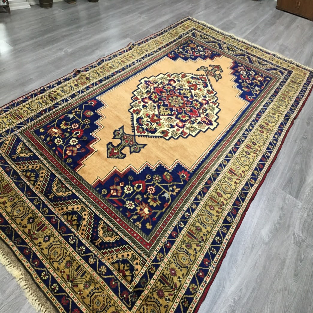 Standard Size Rug