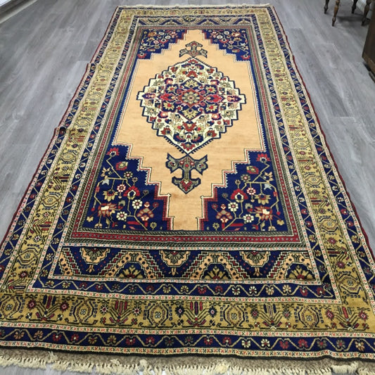 Standard Size Rug