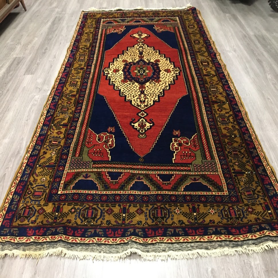 Standard Size Rug