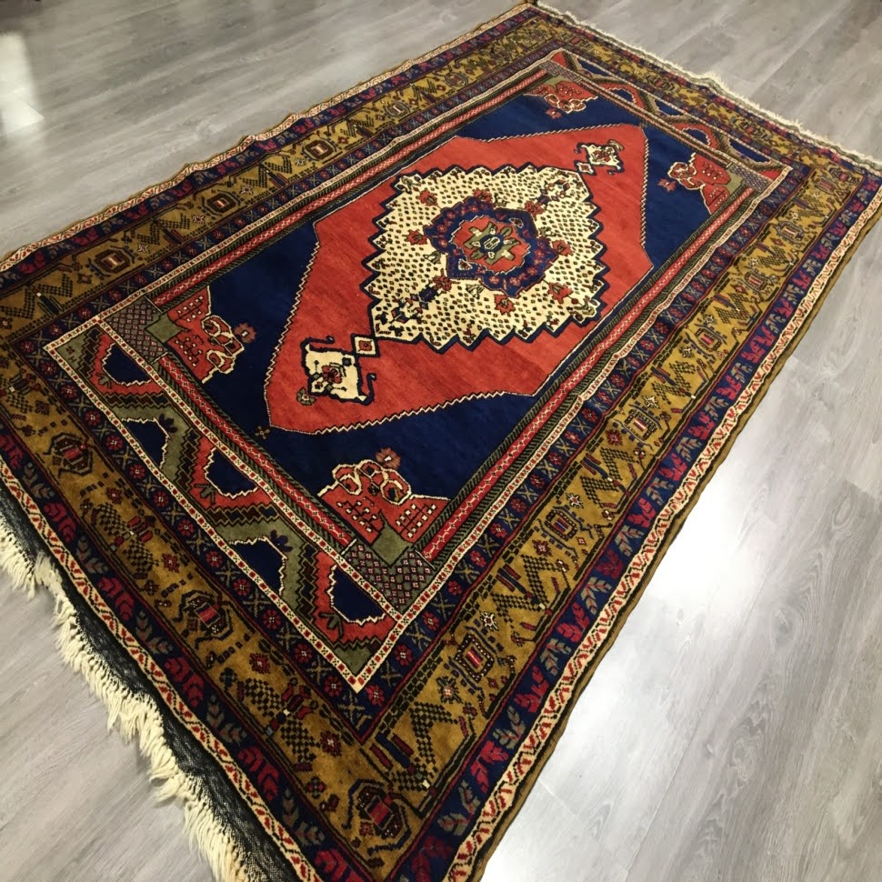 Standard Size Rug